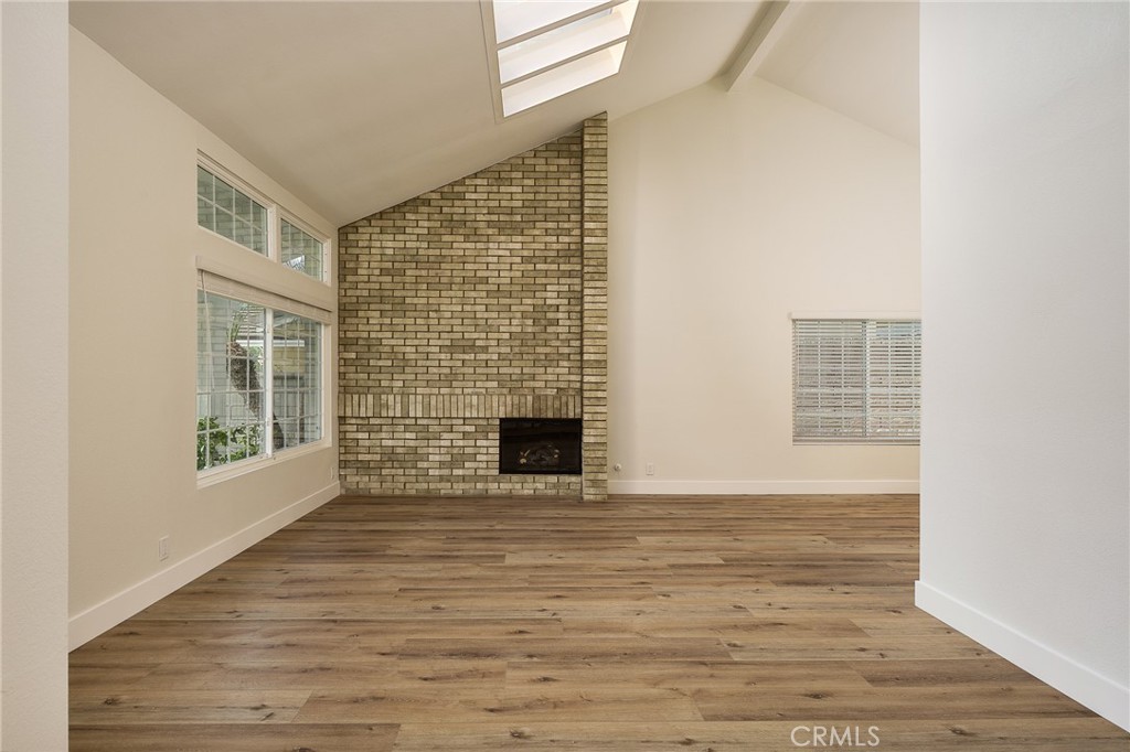 MLS #OC25254478 image #2