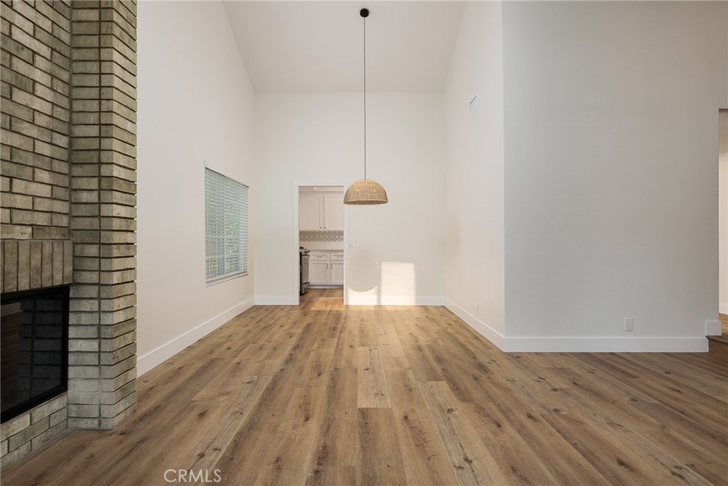 MLS #OC25254478 image #3