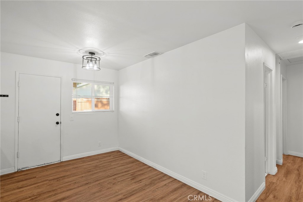 MLS #OC25254490 image #14