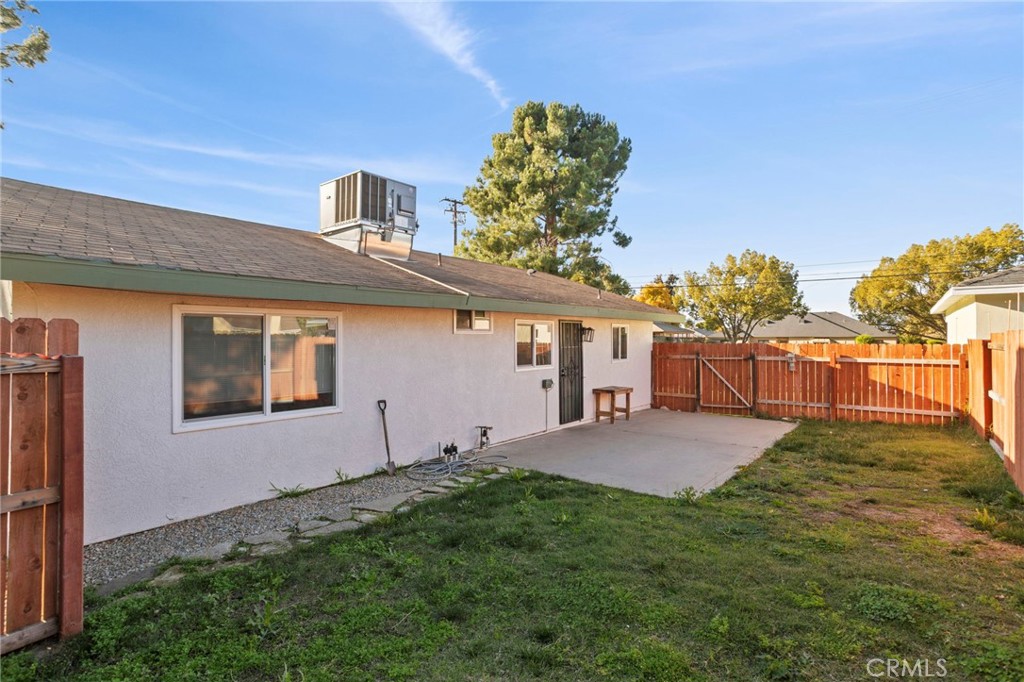 MLS #OC25254490 image #16