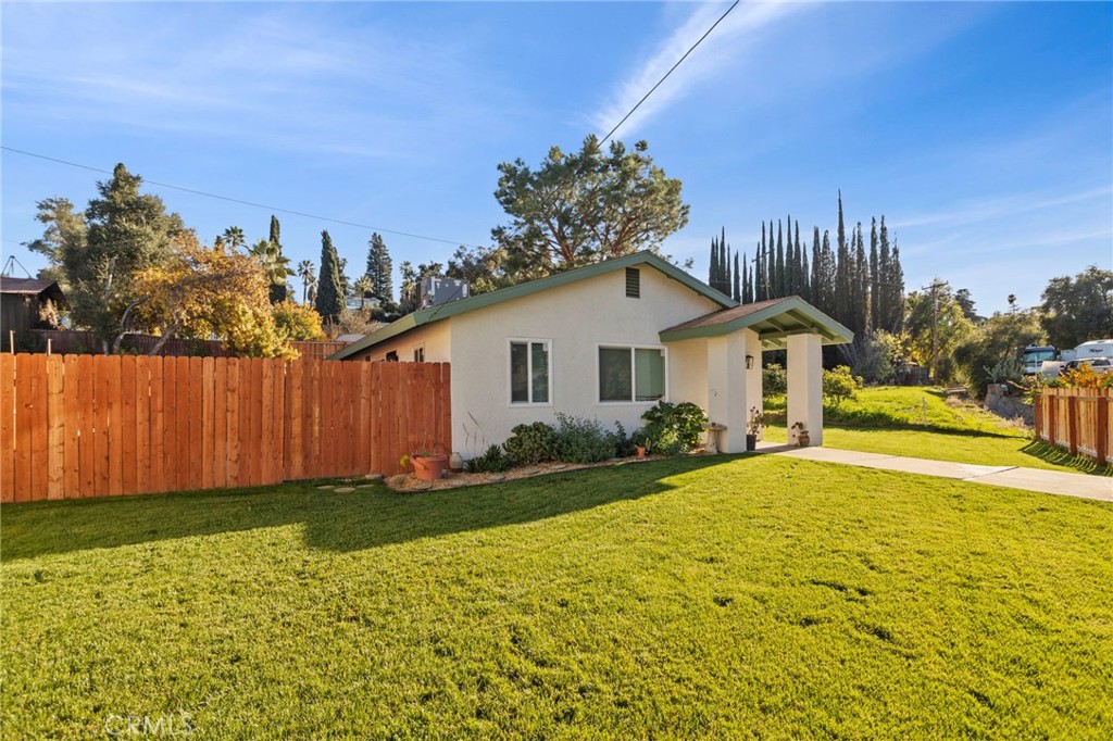 MLS #OC25254490 image #2