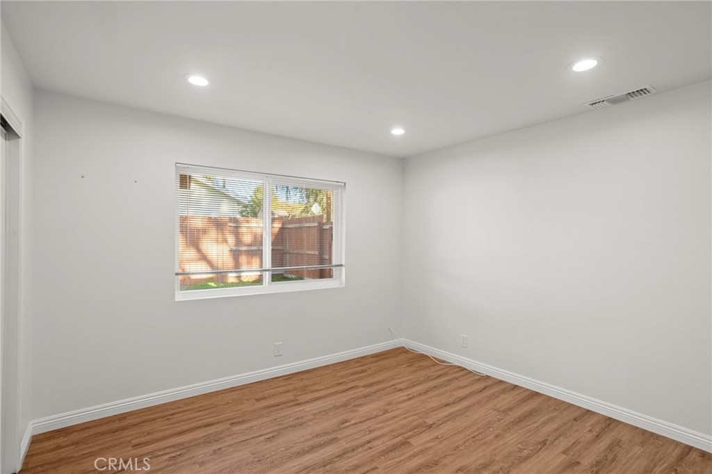 MLS #OC25254490 image #7