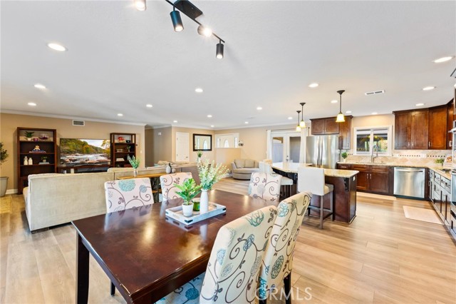 MLS #OC25254515 image #10