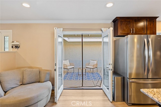 MLS #OC25254515 image #6