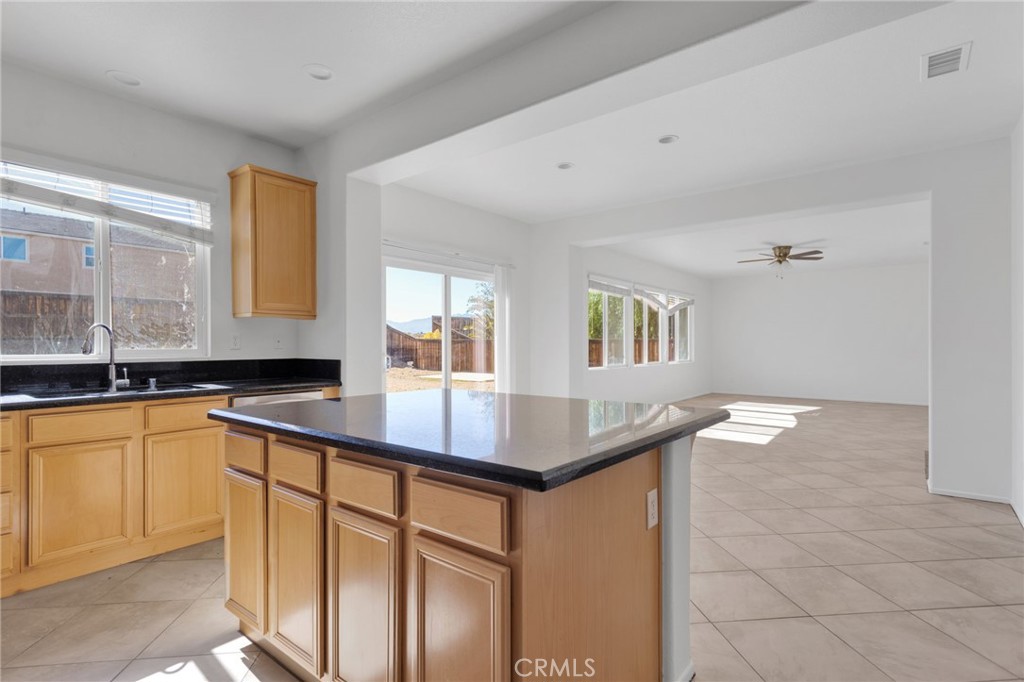 MLS #OC25254605 image #11