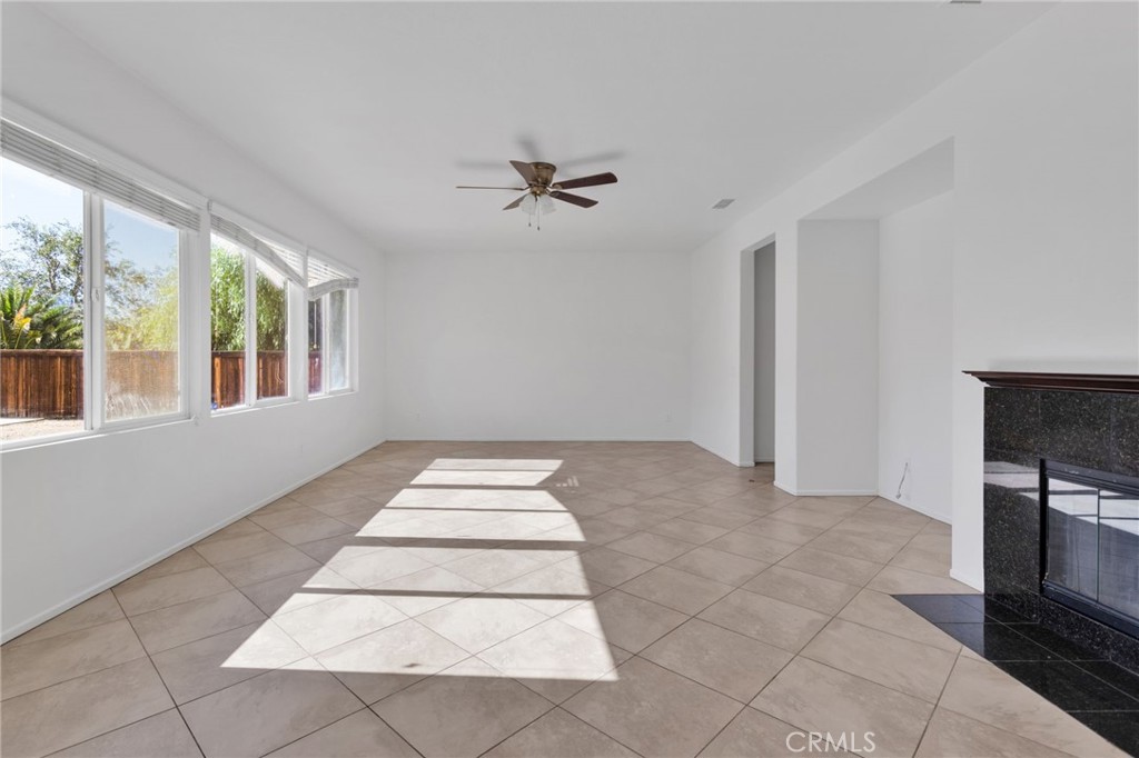 MLS #OC25254605 image #12