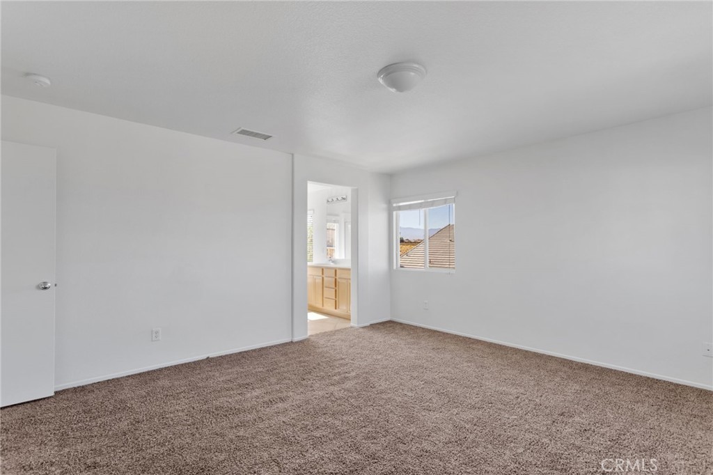 MLS #OC25254605 image #32