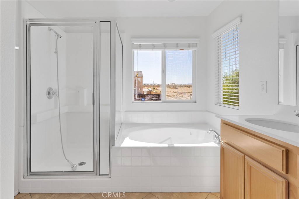 MLS #OC25254605 image #36