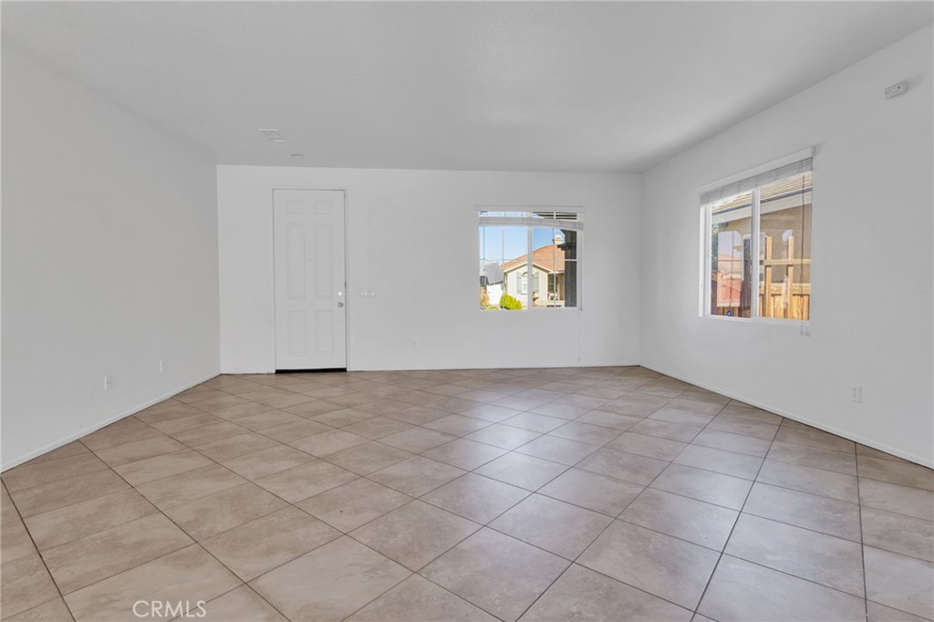 MLS #OC25254605 image #6