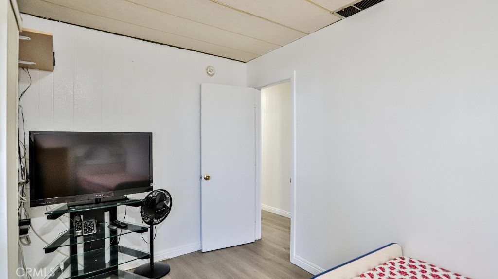 MLS #OC25254675 image #26