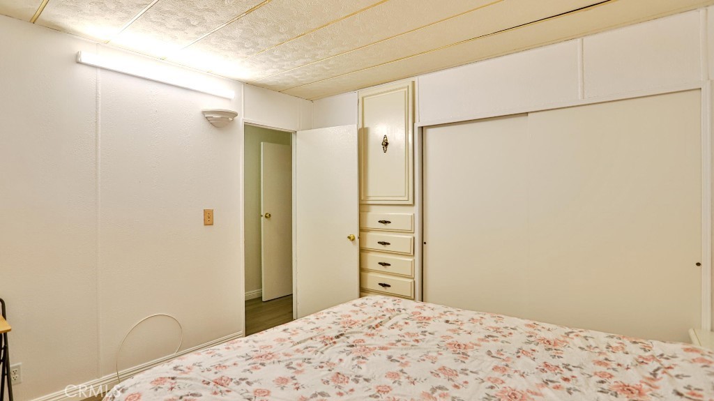 MLS #OC25254675 image #30