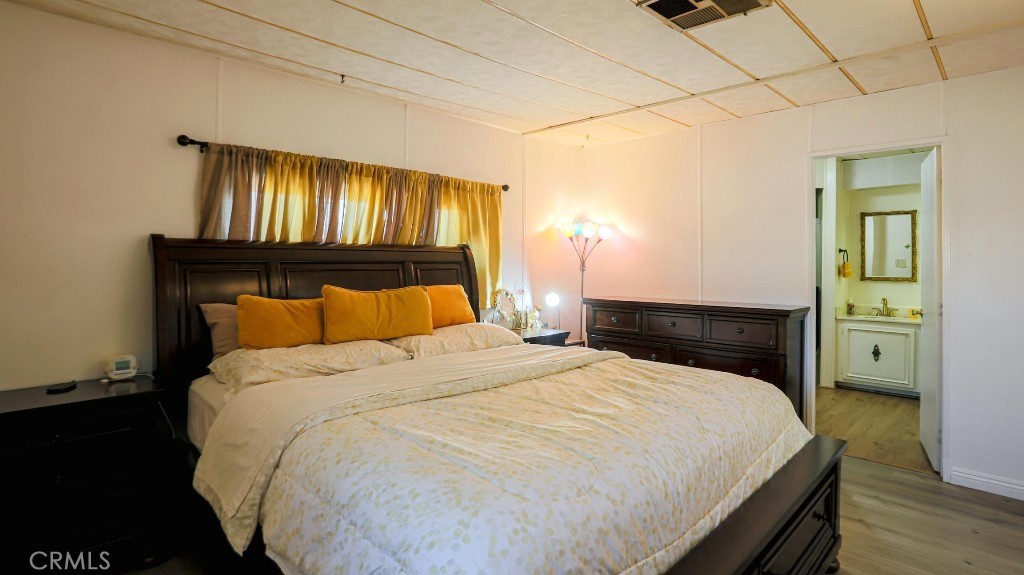 MLS #OC25254675 image #31