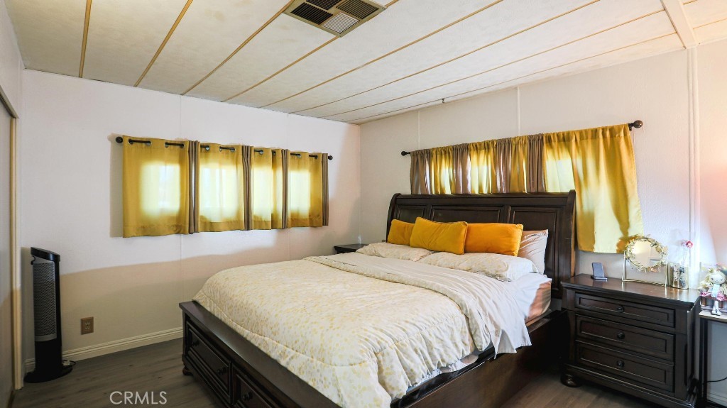 MLS #OC25254675 image #37