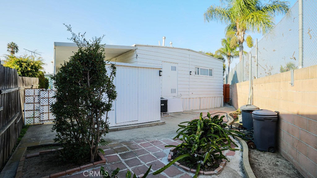 MLS #OC25254675 image #47