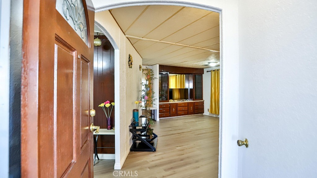 MLS #OC25254675 image #6