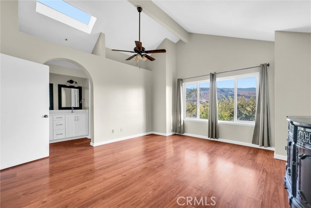 MLS #OC25254722 image #23