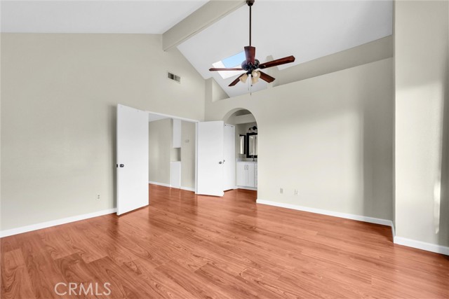 MLS #OC25254722 image #24