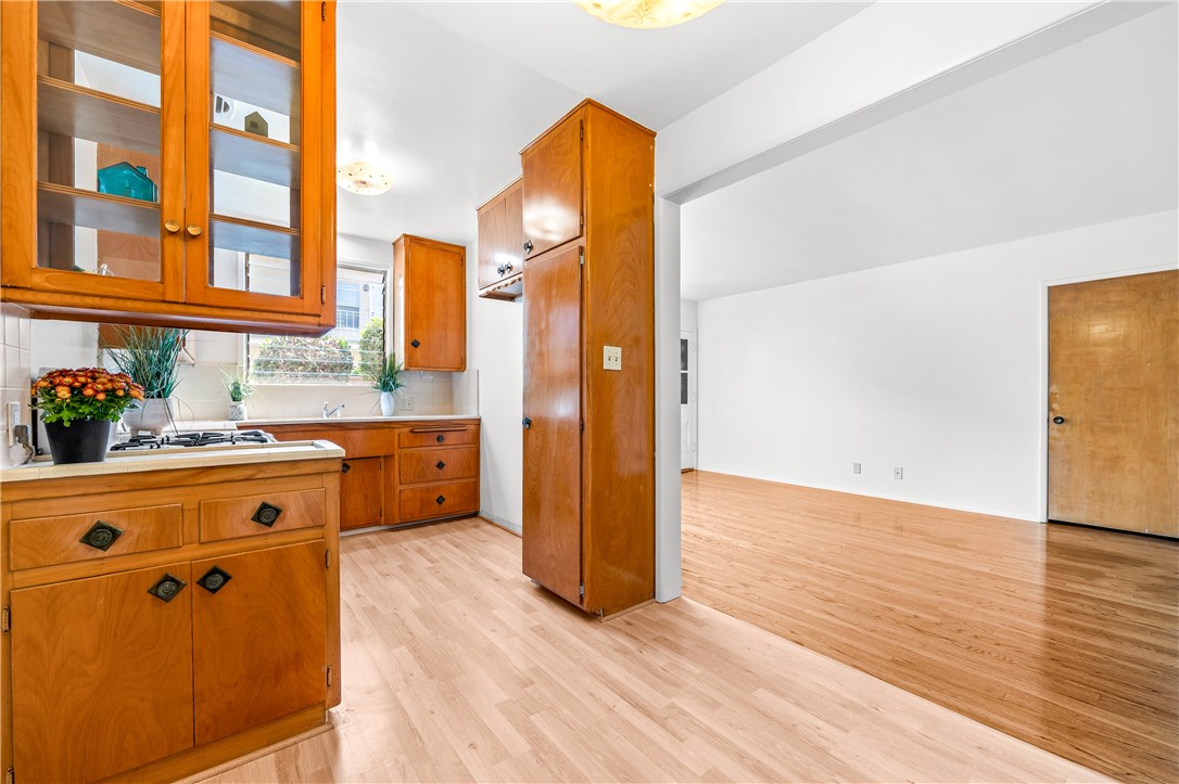 MLS #OC25254724 image #17