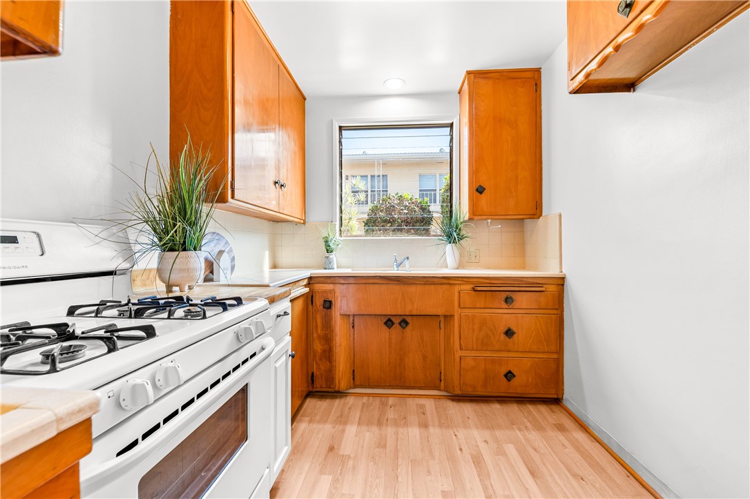 MLS #OC25254724 image #22