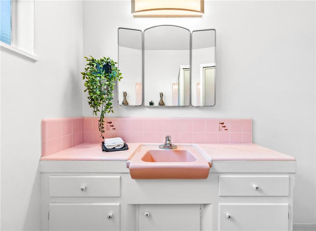 MLS #OC25254724 image #27