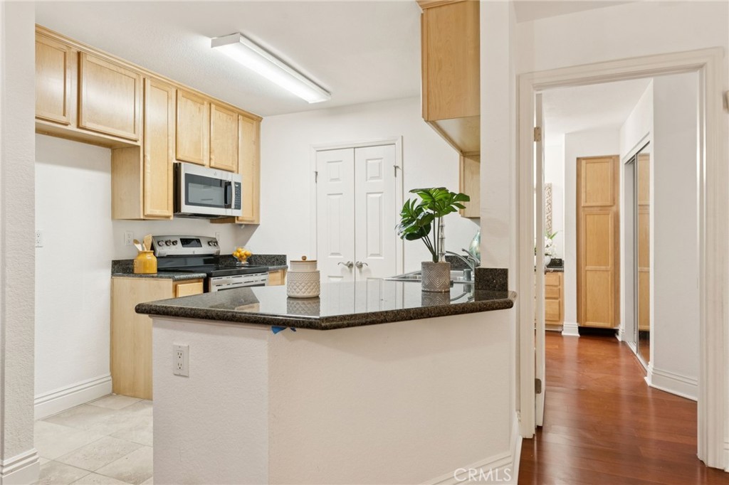 MLS #OC25254752 image #13