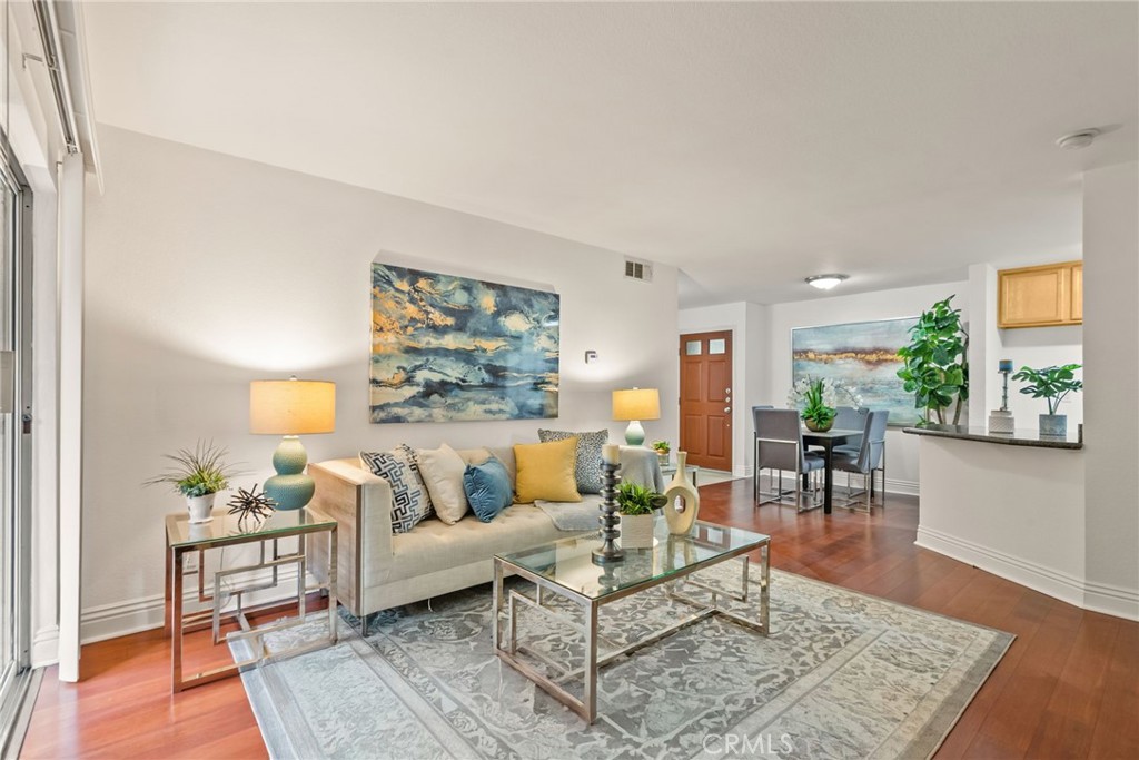 MLS #OC25254752 image #4