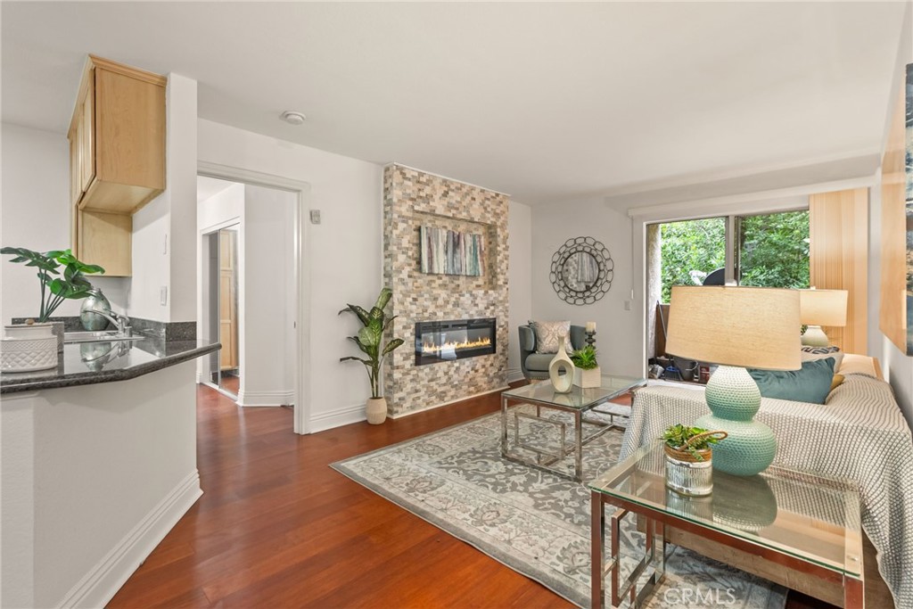 MLS #OC25254752 image #5