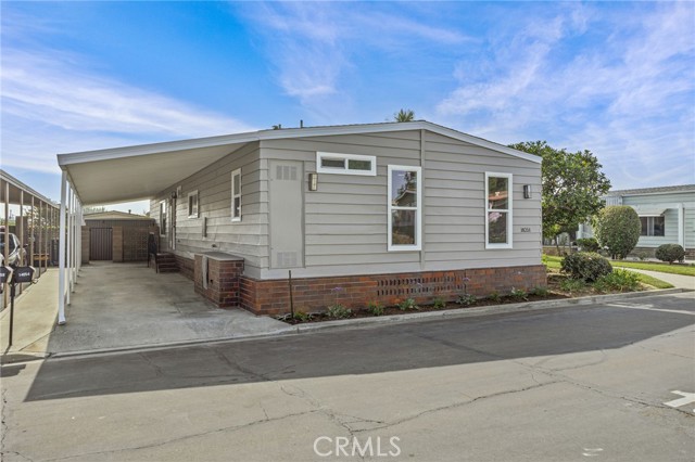 MLS #OC25254776 image #1