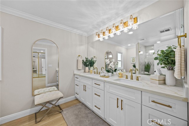 MLS #OC25254776 image #18