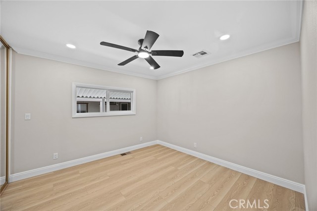 MLS #OC25254776 image #22