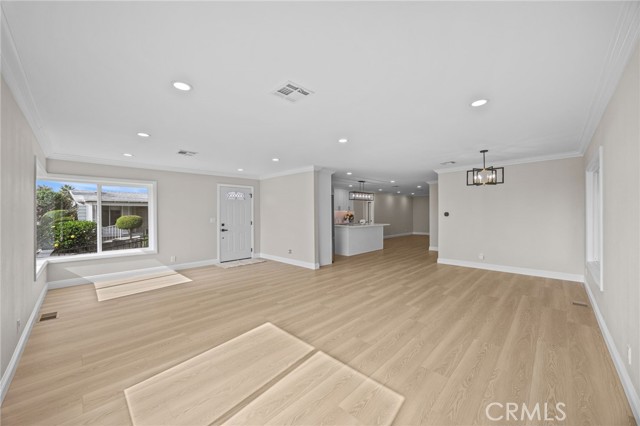 MLS #OC25254776 image #7