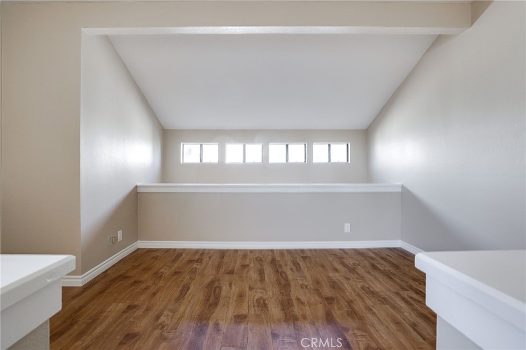 MLS #OC25254786 image #10