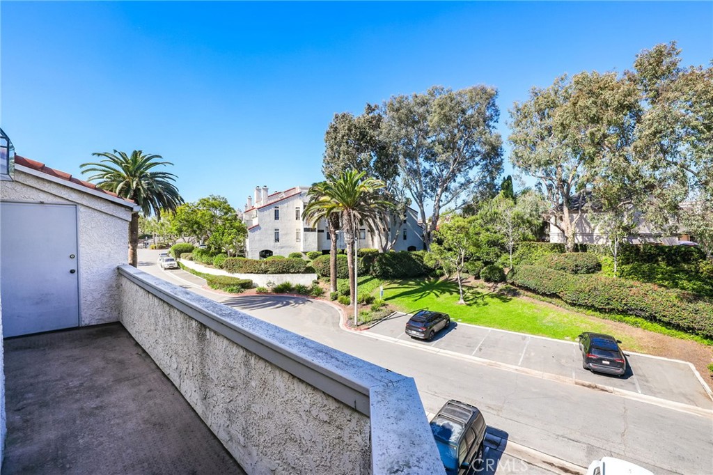 MLS #OC25254786 image #13