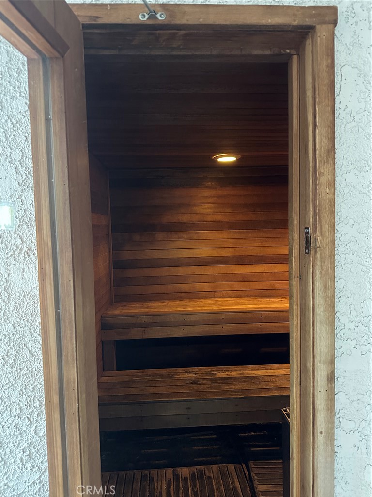 MLS #OC25254786 image #18