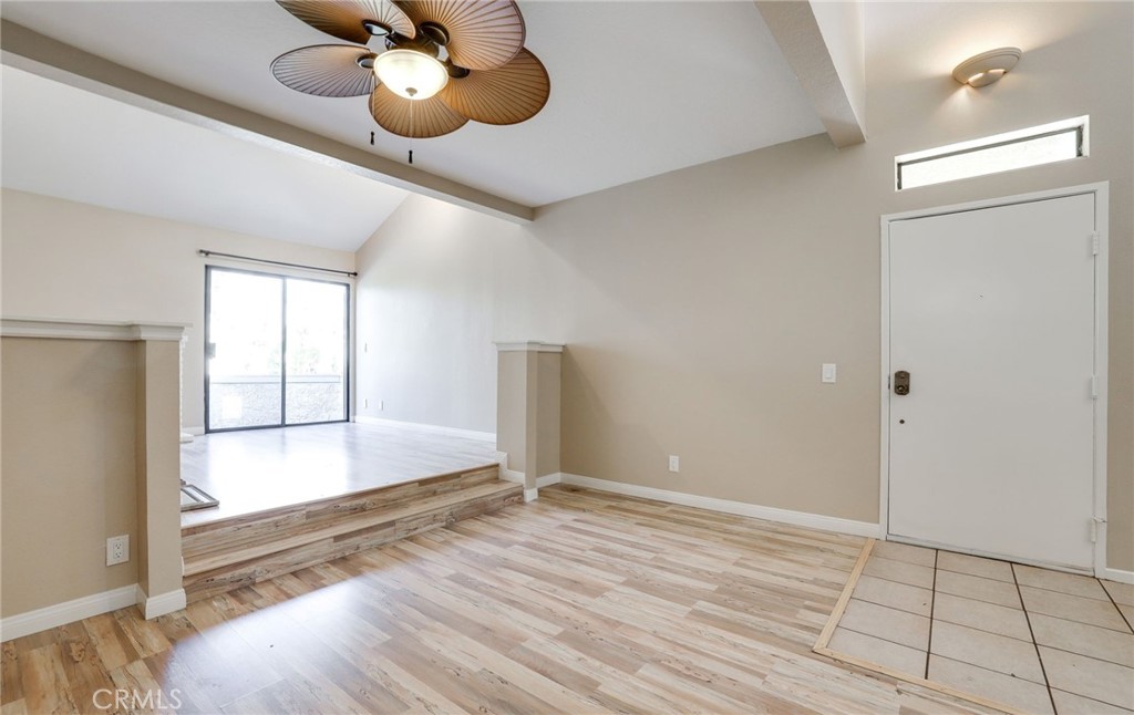 MLS #OC25254786 image #2