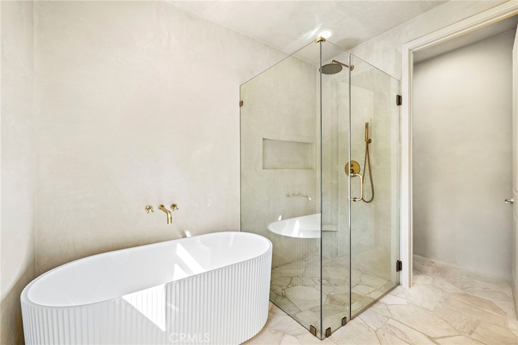 MLS #OC25254792 image #19