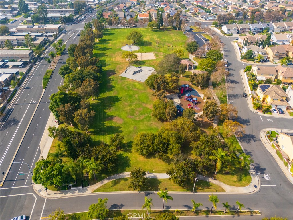 MLS #OC25254836 image #23