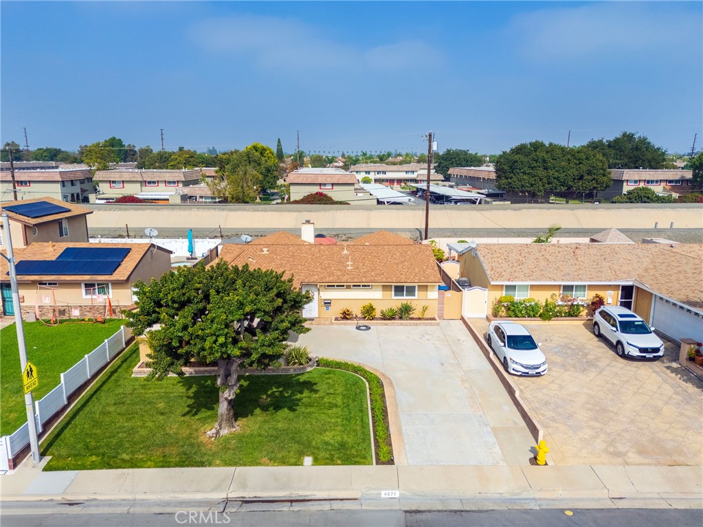 MLS #OC25254836 image #26