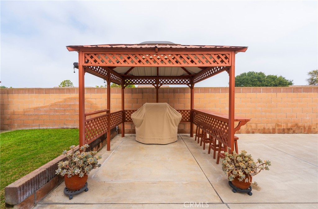 MLS #OC25254836 image #8