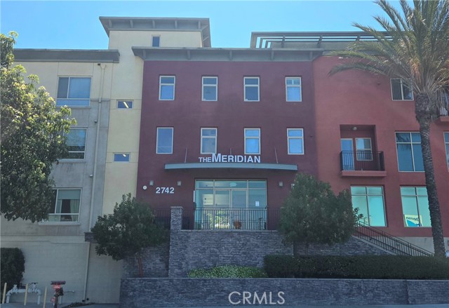 MLS #OC25254939 image #1