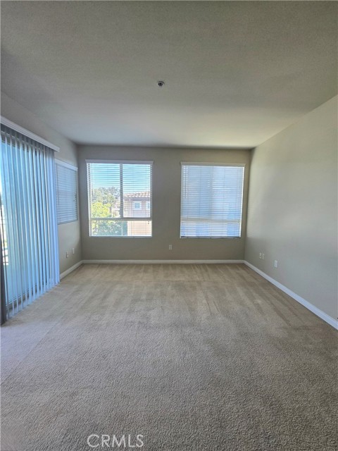 MLS #OC25254939 image #12