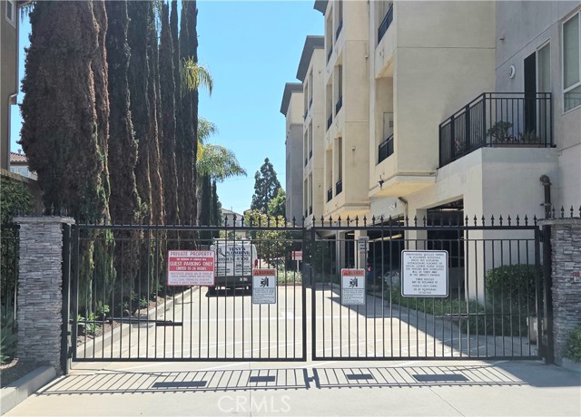 MLS #OC25254939 image #2