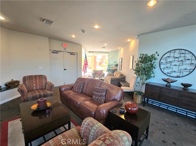 MLS #OC25254939 image #32