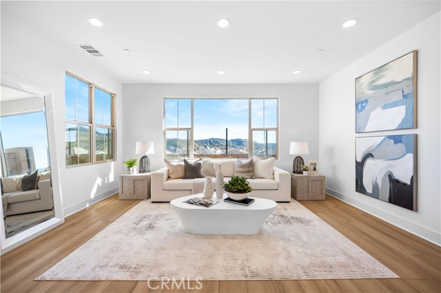 MLS #OC25254941 image #13