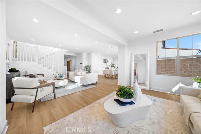 MLS #OC25254941 image #15