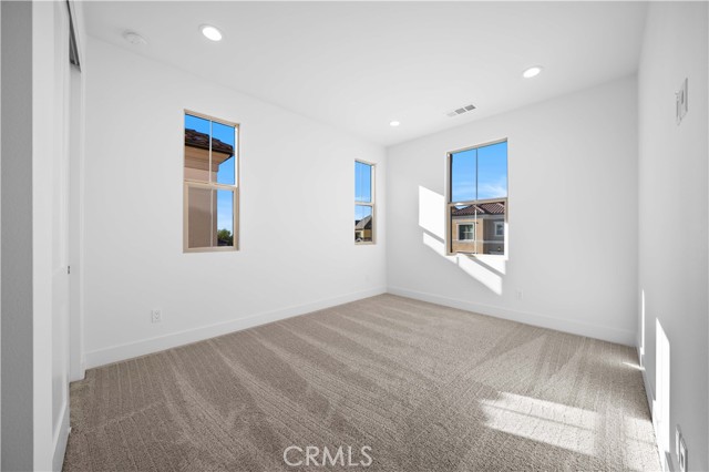 MLS #OC25254941 image #25