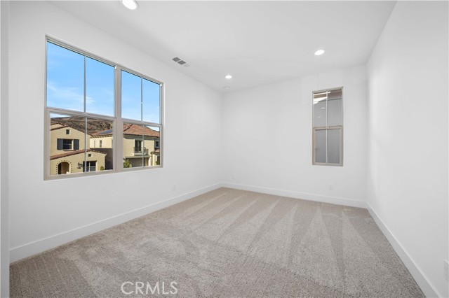 MLS #OC25254941 image #27