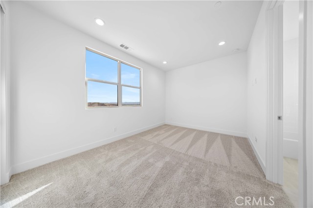 MLS #OC25254941 image #30