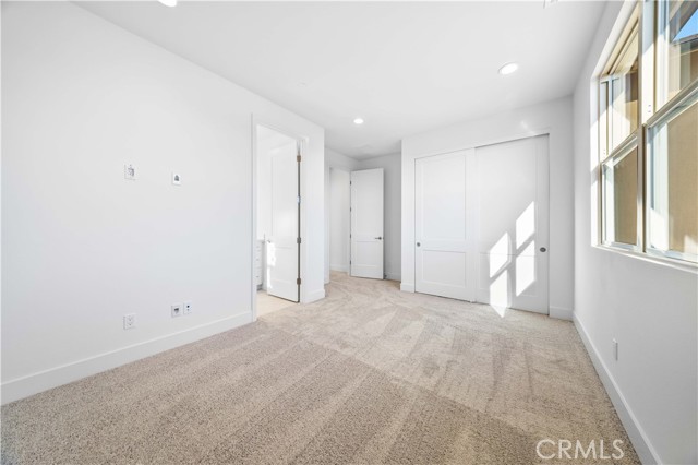 MLS #OC25254941 image #32