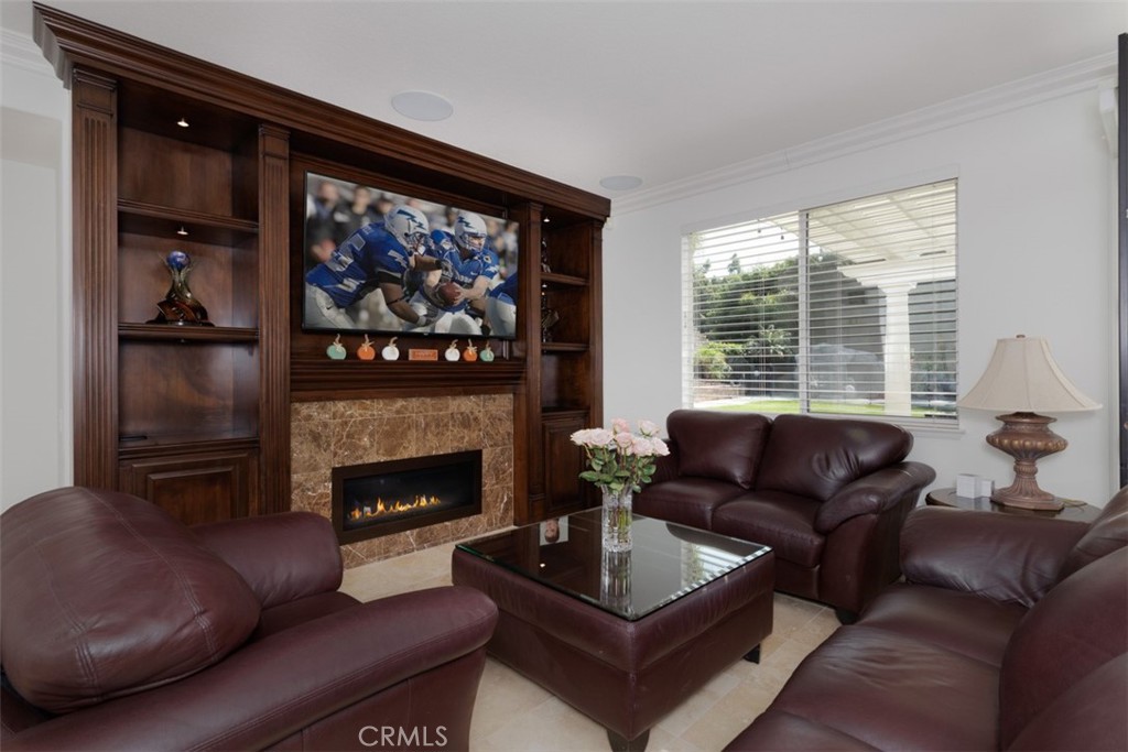 MLS #OC25254964 image #15